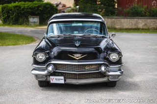 Cadillac Series 62 Sedan de Ville 1956