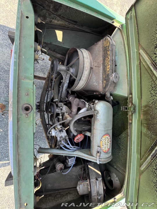 Škoda 100 MB 722 35kW 1976