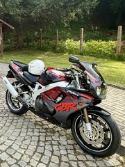 Honda CBR CBR900RR SC28 1994