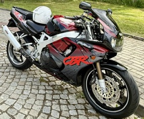 Honda CBR CBR900RR SC28 1994