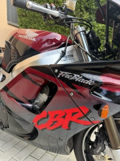Honda CBR CBR900RR SC28 1994
