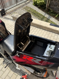 Honda CBR CBR900RR SC28 1994