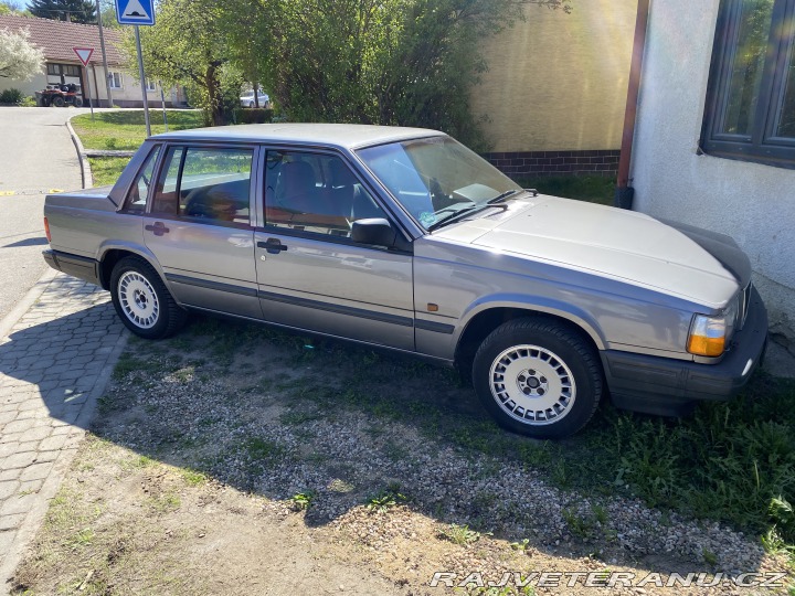 Volvo 740 1990