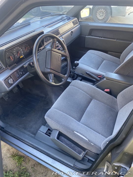 Volvo 740 1990