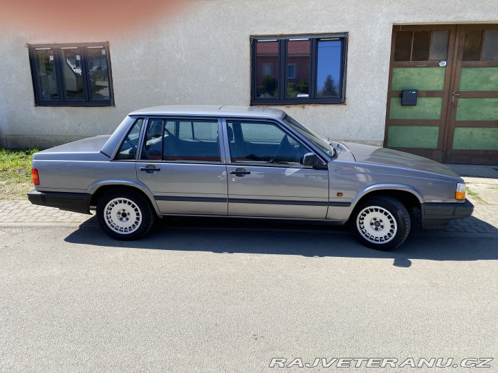 Volvo 740 1990
