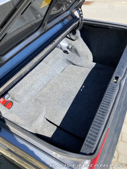 Volvo 740 1990