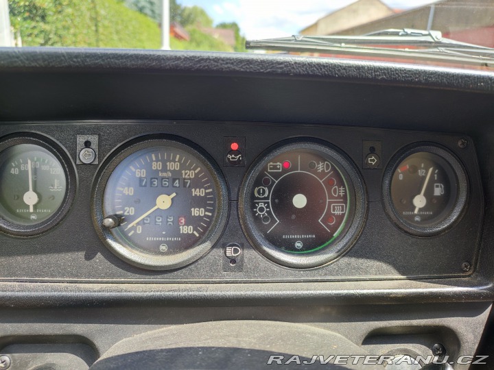 Škoda 105 1986