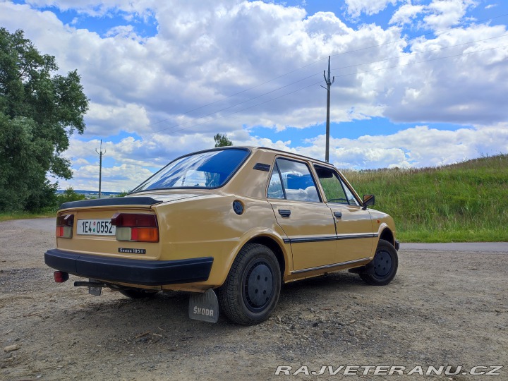 Škoda 105 1986