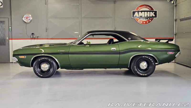 Dodge Challenger R/T SE 383 V8, 4speed man