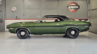 Dodge Challenger R/T SE 383 V8, 4speed man