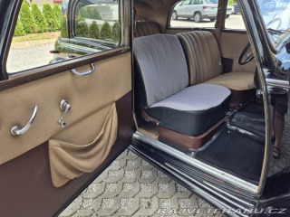 Mercedes-Benz 220 W187 1952