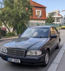Mercedes-Benz C C180
