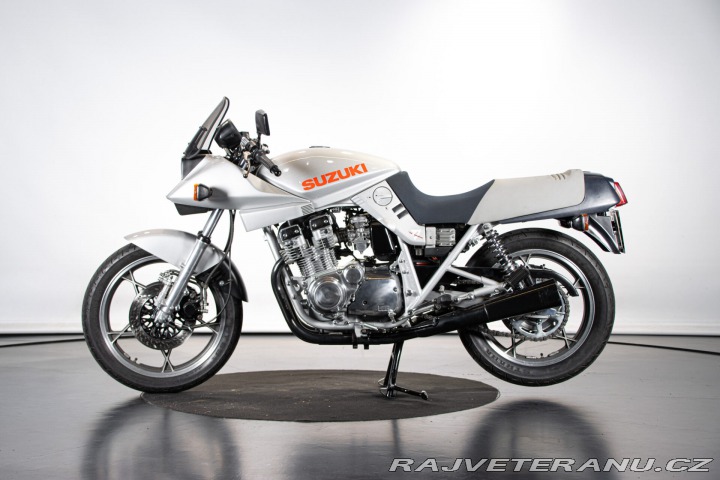 Suzuki GSX 750 S KATANA 1982