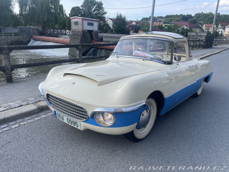 Škoda 440 Spartak KAROSA