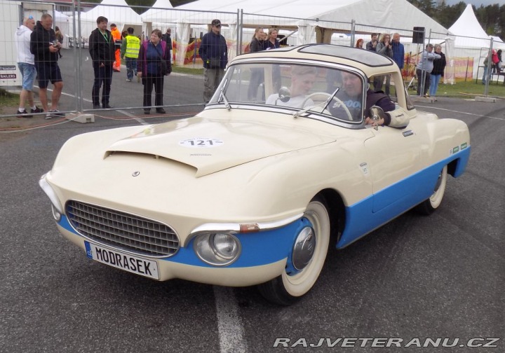 Škoda 440 Spartak KAROSA 1956