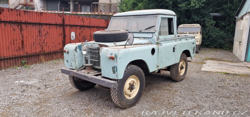 Land Rover Serie II a 88
