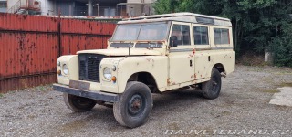 Land Rover Serie III 109