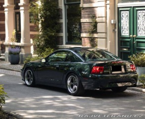 Ford Mustang Bullitt 2001