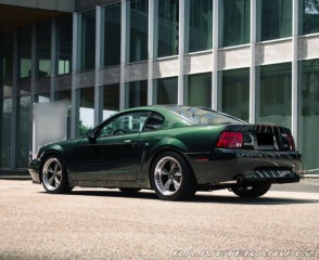 Ford Mustang Bullitt 2001