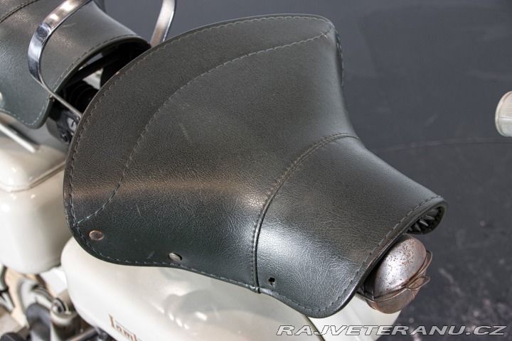Ostatní značky Ostatní modely Innocenti LAMBRETTA 150 D 1956