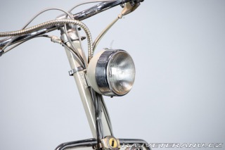 Ostatní značky Ostatní modely Innocenti LAMBRETTA 150 D 1956