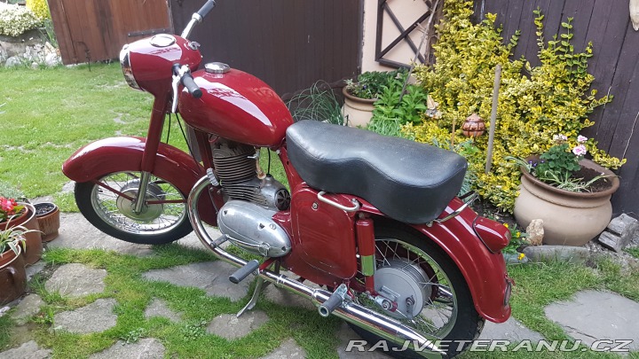 Jawa 250 kývačka 1957