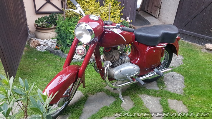 Jawa 250 kývačka 1957