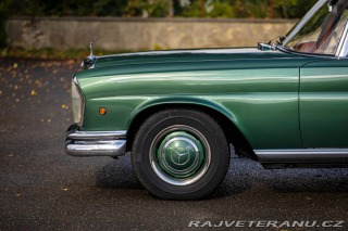 Mercedes-Benz 250 Benz w111 250 SE 1967