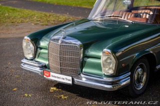 Mercedes-Benz 250 Benz w111 250 SE 1967