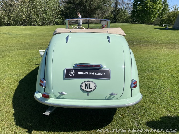 Škoda 1102 Tudor Roadster 1952