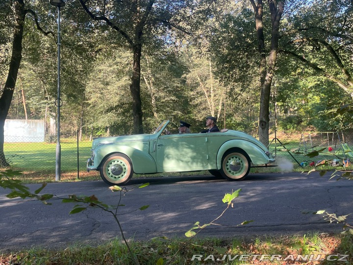 Škoda 1102 Tudor Roadster 1952
