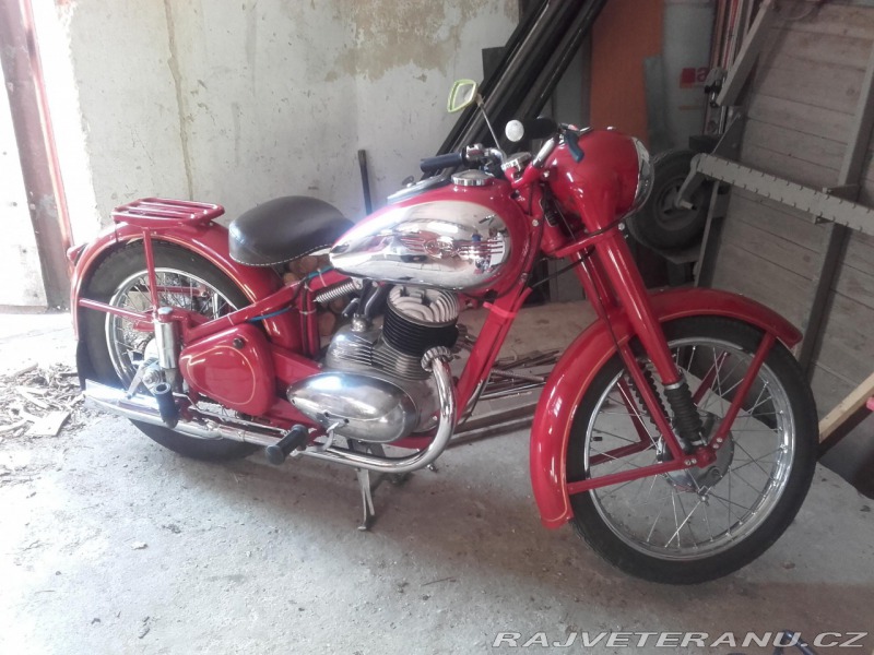 Jawa 250 11