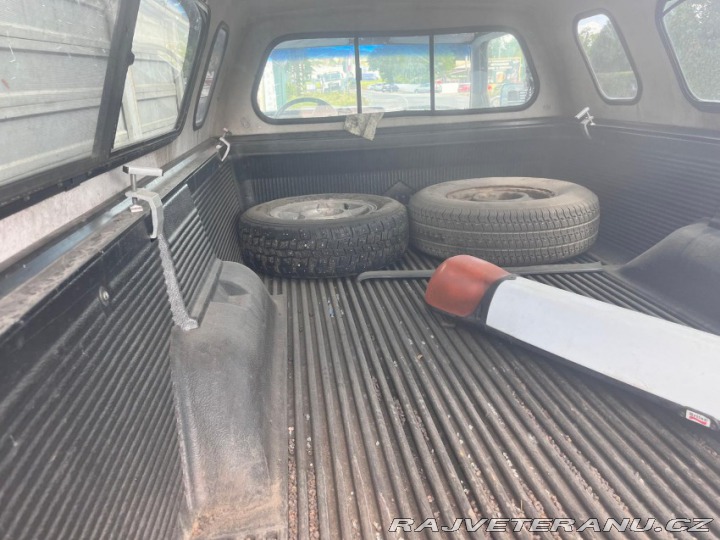 Dodge Ostatní modely Dakota 4.0l benzin V6 1988