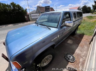 Dodge Ostatní modely Dakota 4.0l benzin V6 1988
