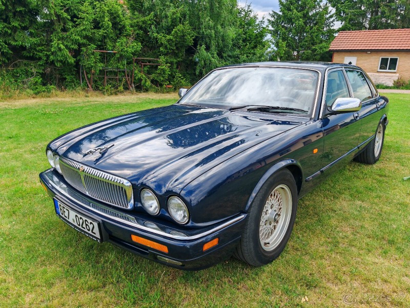 Jaguar XJ Daimler Double Six - XJ12