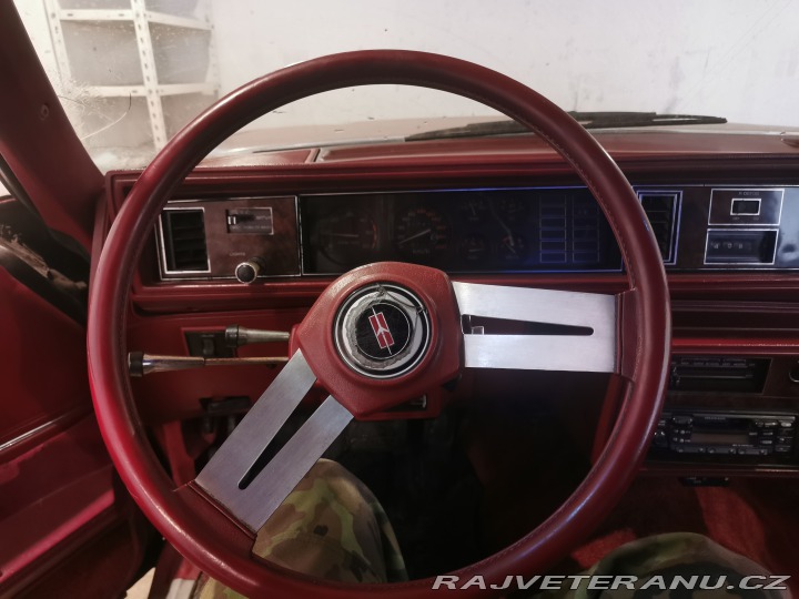 Oldsmobile Cutlass Supreme 1979