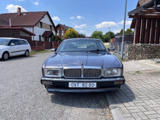 Jaguar XJ 40, 1987