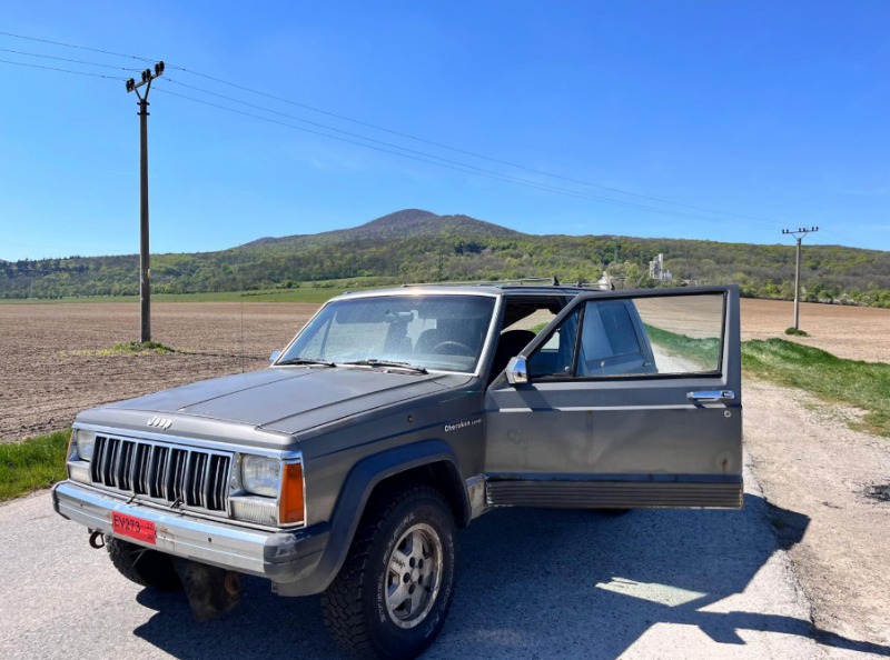 Jeep Cherokee Laredo limited edition