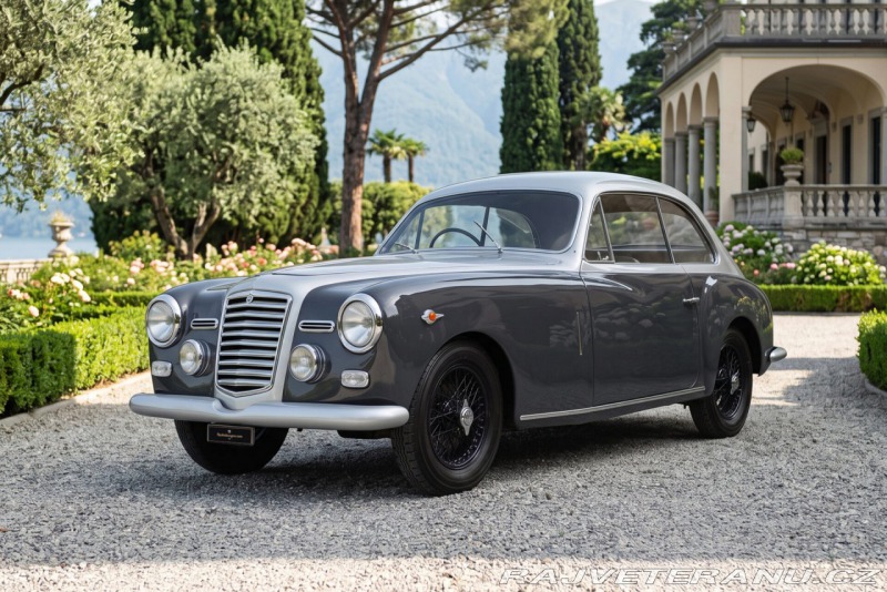 Lancia Augusta Coupé Ghia Fuoriserie