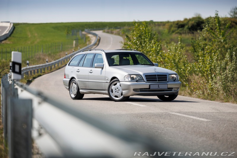 Mercedes-Benz C S202