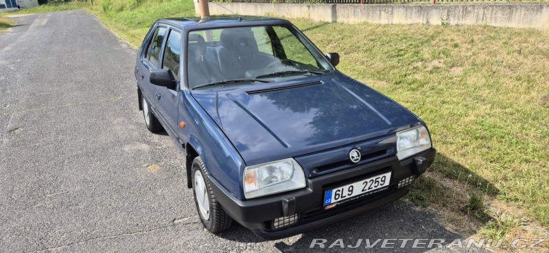 Škoda Favorit 135
