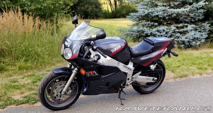 Yamaha Ostatní modely FZR 1000 EXUP 3LE 1990