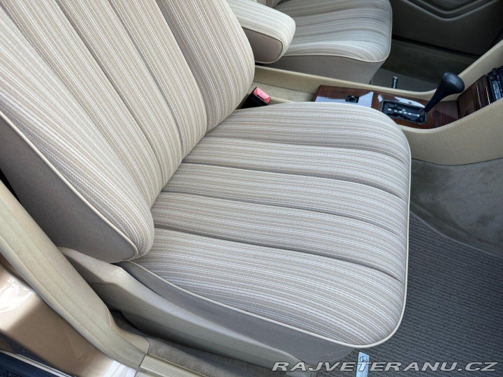 Mercedes-Benz 230 124 230E 97kw 1986