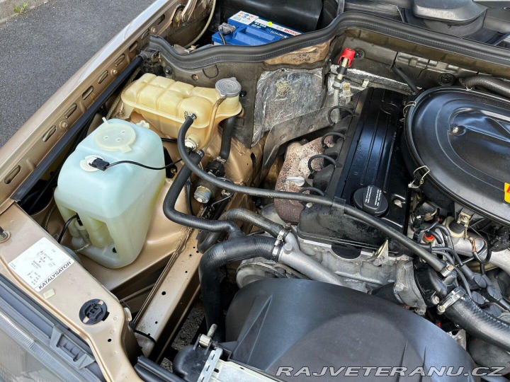 Mercedes-Benz 230 124 230E 97kw 1986