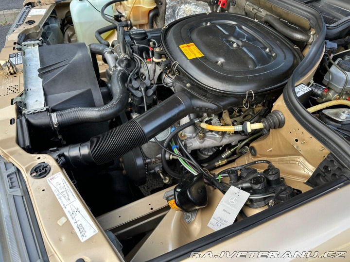 Mercedes-Benz 230 124 230E 97kw 1986