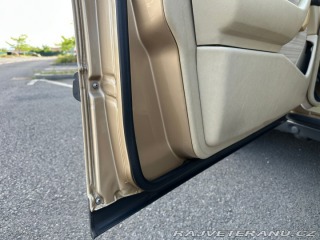 Mercedes-Benz 230 124 230E 97kw 1986