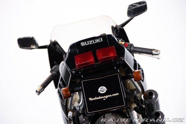 Suzuki RG RGV GAMMA 250 1990