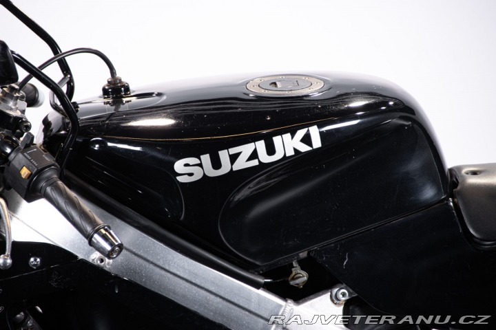 Suzuki RG RGV GAMMA 250 1990