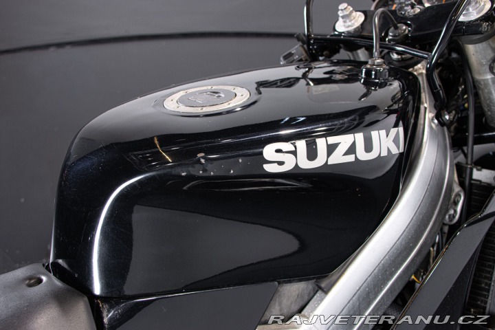 Suzuki RG RGV GAMMA 250 1990