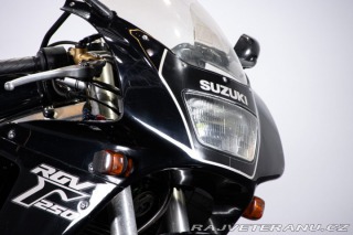Suzuki RG RGV GAMMA 250 1990